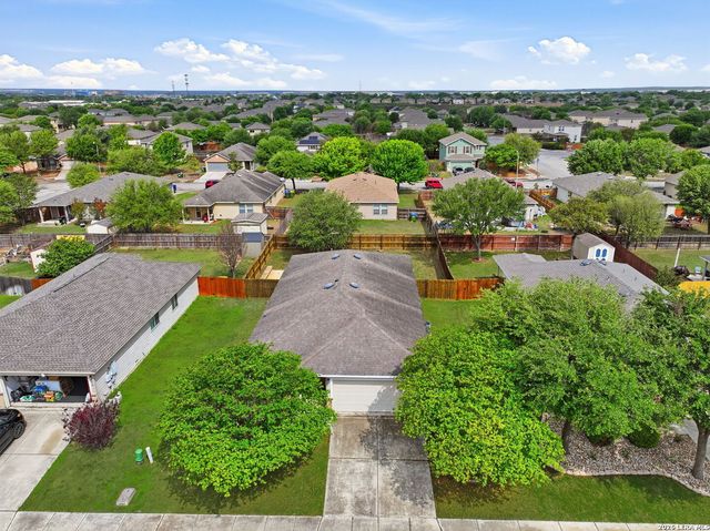 213 Cactus Patch, Selma, TX 78154
