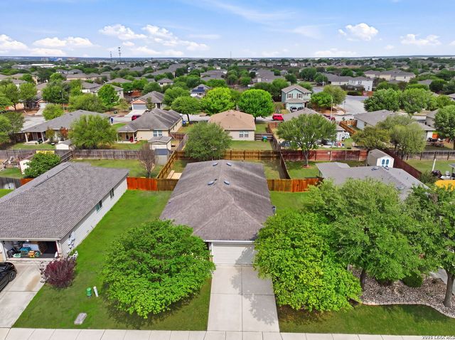 213 Cactus Patch, Selma, TX 78154