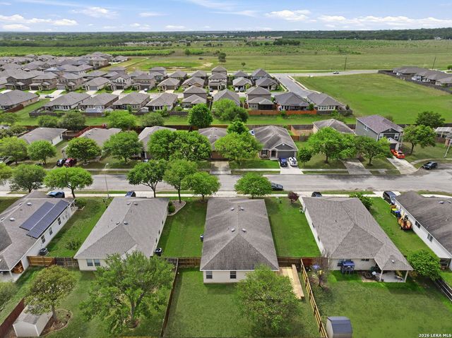 213 Cactus Patch, Selma, TX 78154