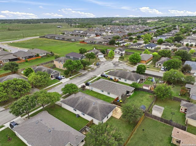 213 Cactus Patch, Selma, TX 78154