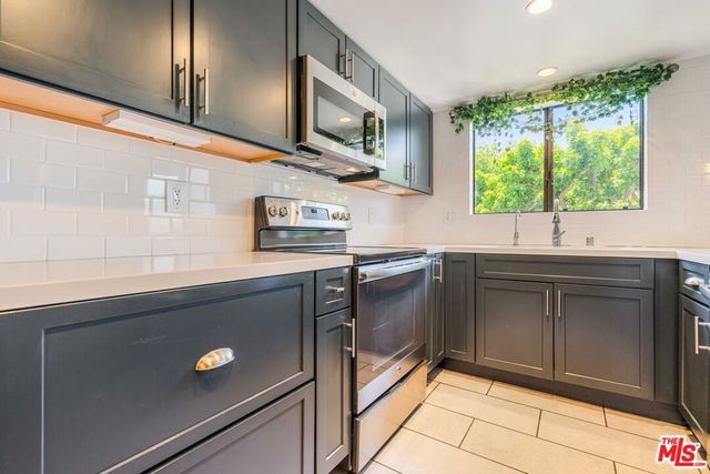 5000 S Centinela Avenue 344, Los Angeles, CA 90066