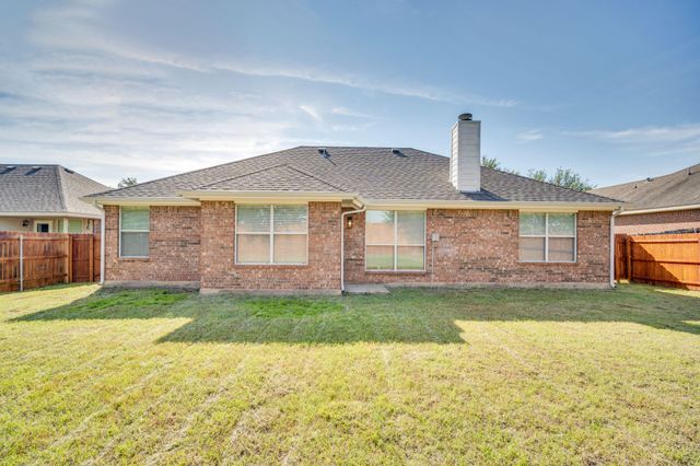 309 Shadow Bend Drive, Red Oak, TX 75154
