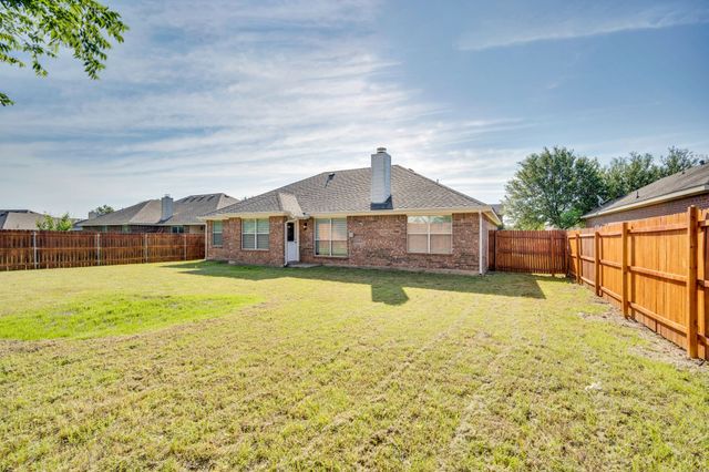 309 Shadow Bend Drive, Red Oak, TX 75154