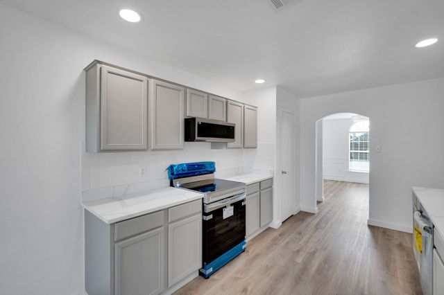 309 Shadow Bend Drive, Red Oak, TX 75154