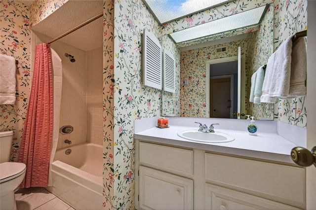 1429 Bowsprit Point, Willis, TX 77318