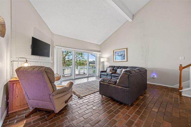 1429 Bowsprit Point, Willis, TX 77318