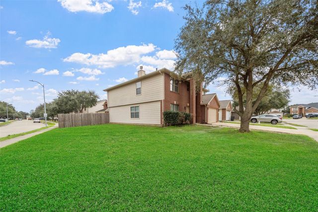 6718 Wild Pecan Trail, Houston, TX 77084