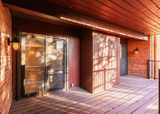 590 Sarah Lane 208, Creve Coeur, MO 63141