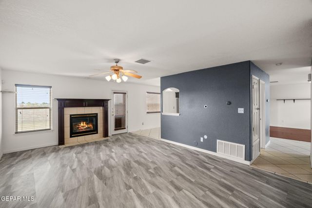 1611 PLAYA DEL SOL Street, El Paso, TX 79911