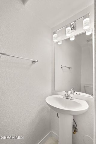 1611 PLAYA DEL SOL Street, El Paso, TX 79911