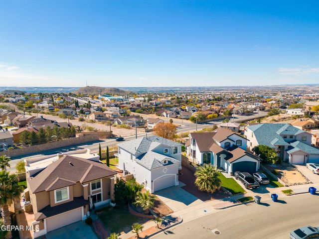 1611 PLAYA DEL SOL Street, El Paso, TX 79911