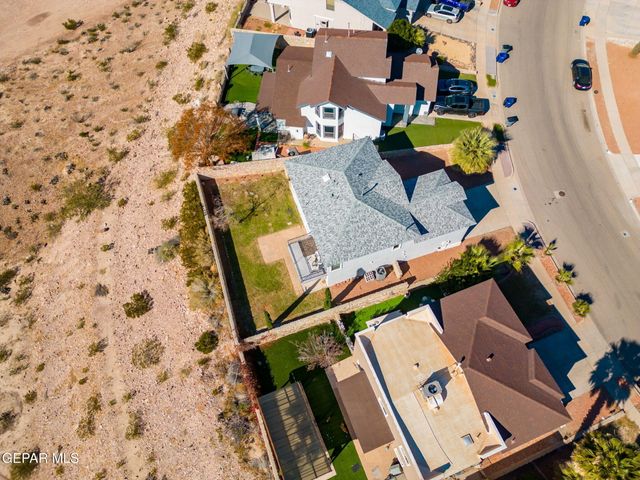 1611 PLAYA DEL SOL Street, El Paso, TX 79911