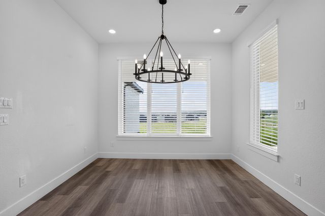 1040 Agnes N, Springtown, TX 76082