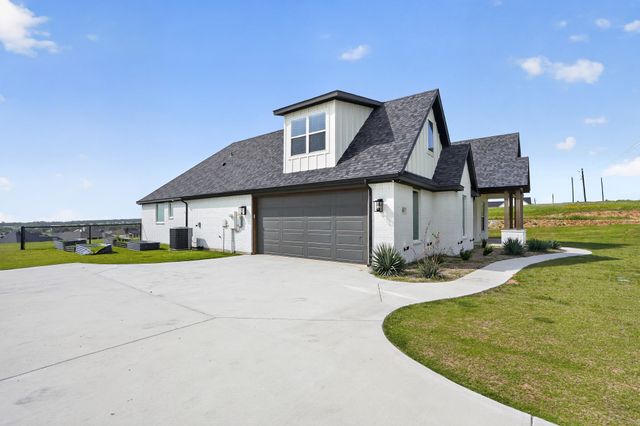 1040 Agnes N, Springtown, TX 76082