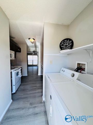 2016 Hobbs Road 1, Huntsville, AL 35803