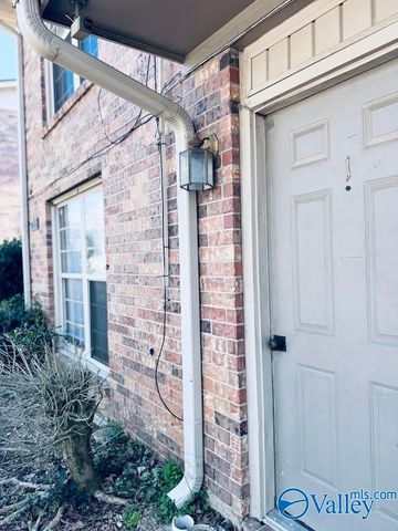 2016 Hobbs Road 1, Huntsville, AL 35803