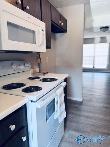 2016 Hobbs Road 1, Huntsville, AL 35803