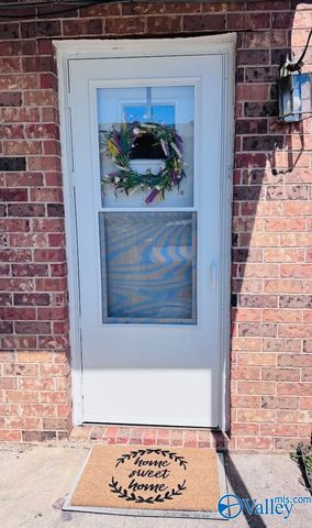 2016 Hobbs Road 1, Huntsville, AL 35803