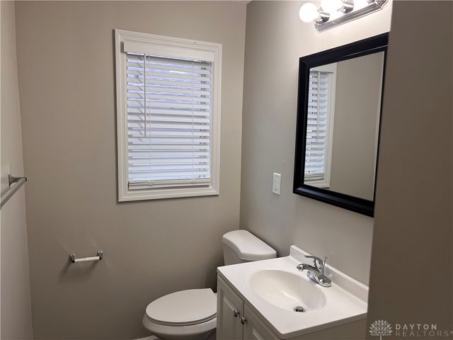115 E Mclaughlin Avenue, Fairborn, OH 45324