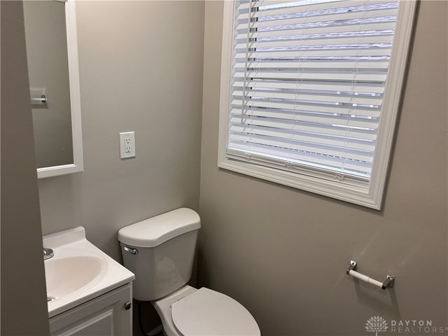 115 E Mclaughlin Avenue, Fairborn, OH 45324