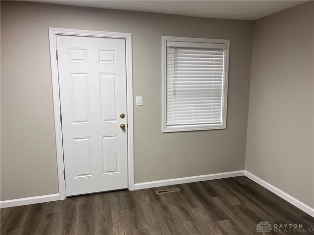 115 E Mclaughlin Avenue, Fairborn, OH 45324