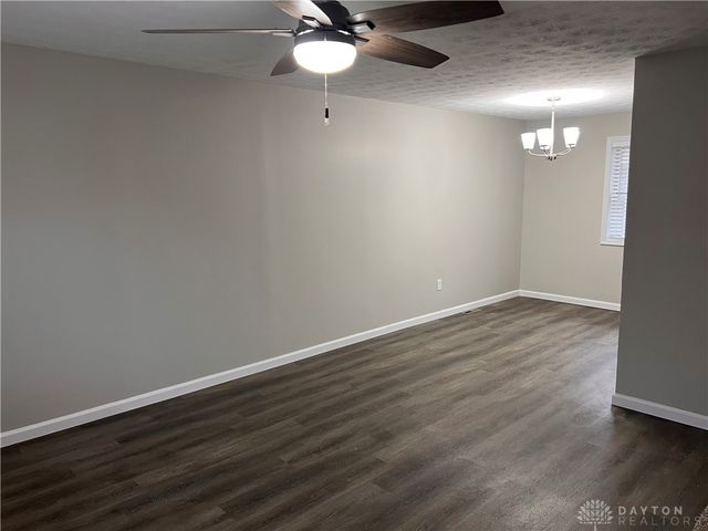 115 E Mclaughlin Avenue, Fairborn, OH 45324
