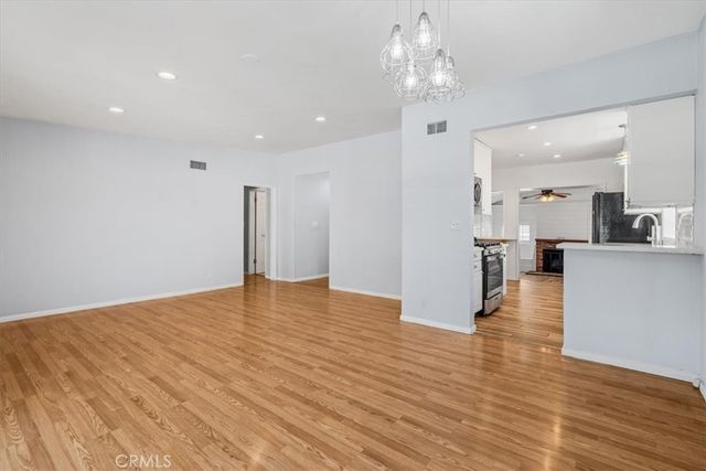 15701 Tuba, North Hills, CA 91343