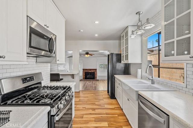 15701 Tuba, North Hills, CA 91343