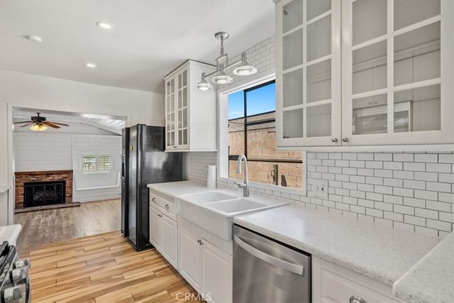 15701 Tuba, North Hills, CA 91343