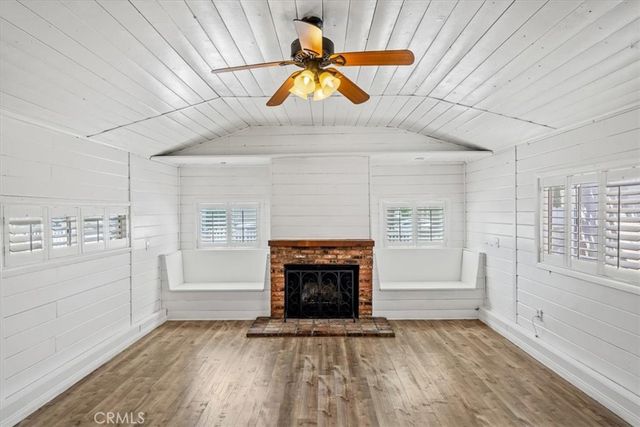 15701 Tuba, North Hills, CA 91343