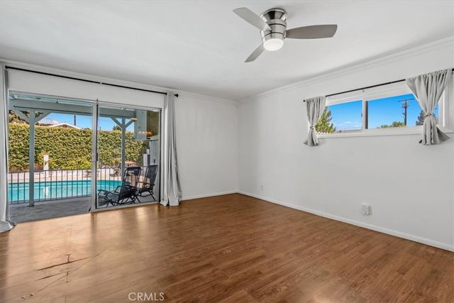 15701 Tuba, North Hills, CA 91343
