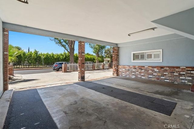 15701 Tuba, North Hills, CA 91343