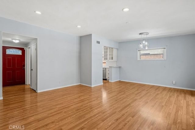 15701 Tuba, North Hills, CA 91343