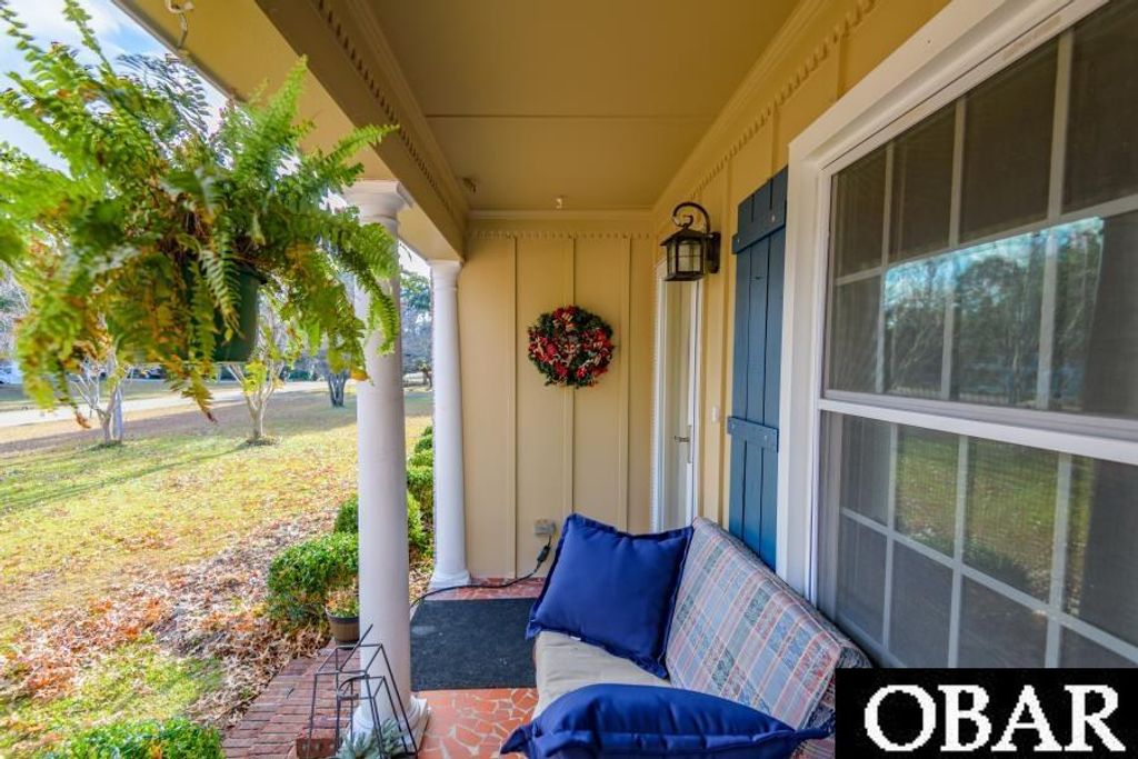 Image 11 of property listing at 173 Creefs Ridge Road Lot 13, Manteo, NC 27954