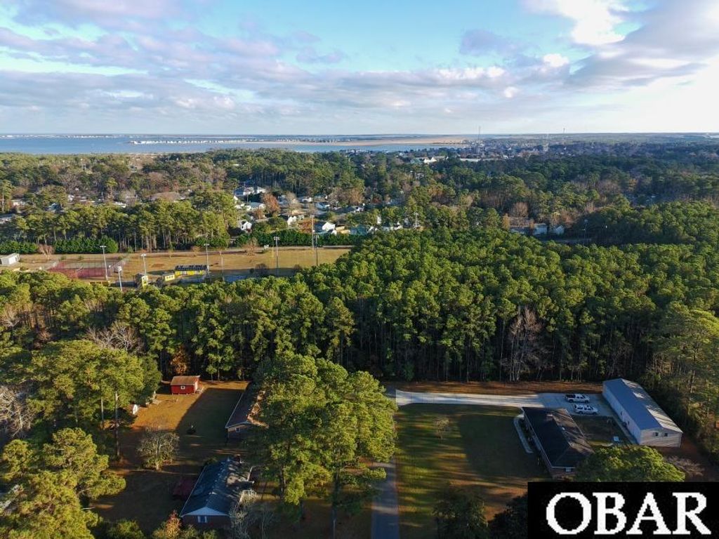 Image 6 of property listing at 173 Creefs Ridge Road Lot 13, Manteo, NC 27954