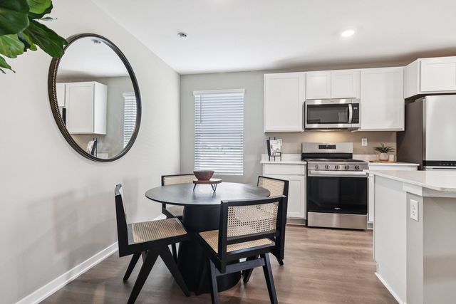 2308 Noble Lane, Yorkville, IL 60560