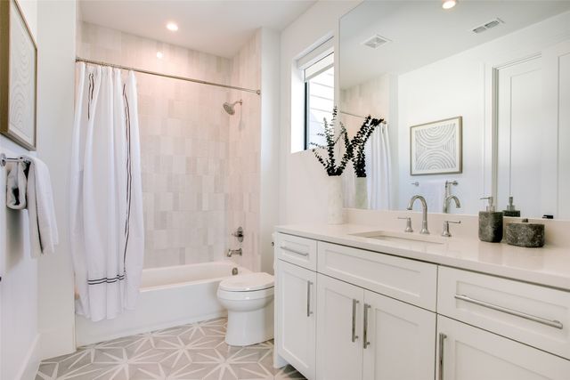 9721 Kerrisdale Lane, Dallas, TX 75230