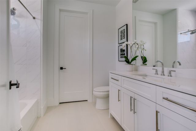 9721 Kerrisdale Lane, Dallas, TX 75230