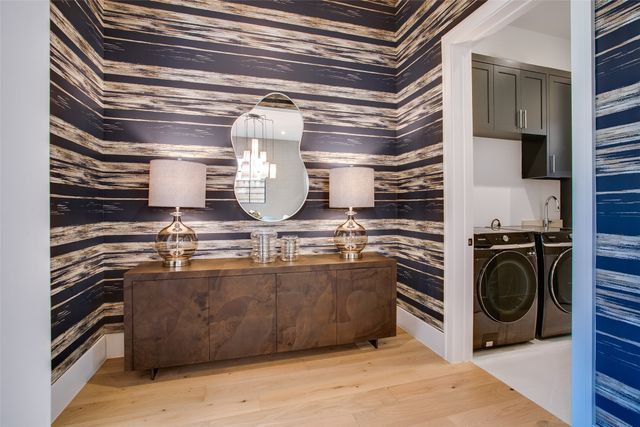 9721 Kerrisdale Lane, Dallas, TX 75230