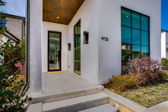 9721 Kerrisdale Lane, Dallas, TX 75230