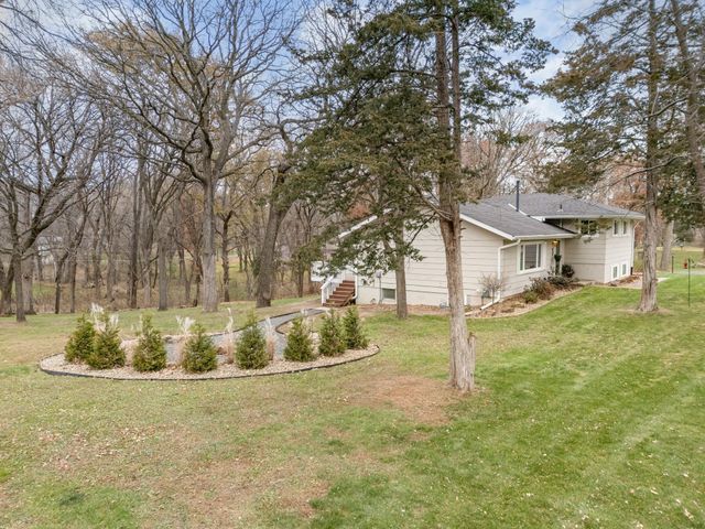 11620 Leeward Avenue S, Hastings, MN 55033