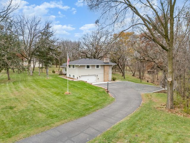 11620 Leeward Avenue S, Hastings, MN 55033