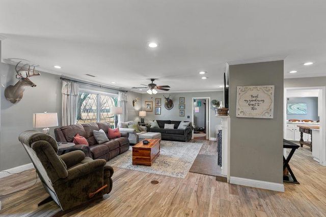 4200 S County Road 83, Headland, AL 36345