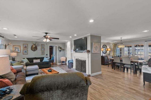 4200 S County Road 83, Headland, AL 36345