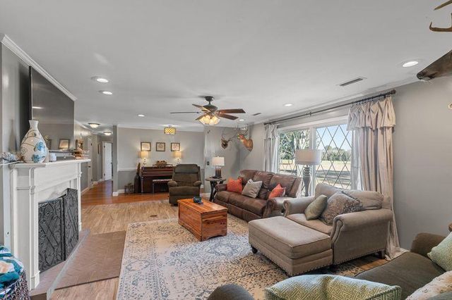 4200 S County Road 83, Headland, AL 36345