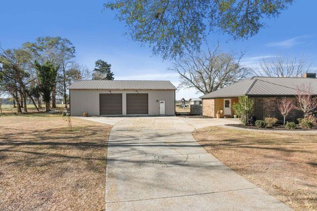 4200 S County Road 83, Headland, AL 36345