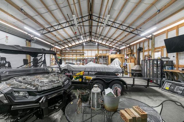 4200 S County Road 83, Headland, AL 36345