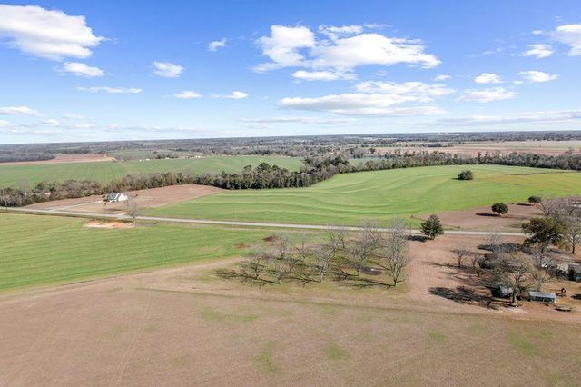 4200 S County Road 83, Headland, AL 36345