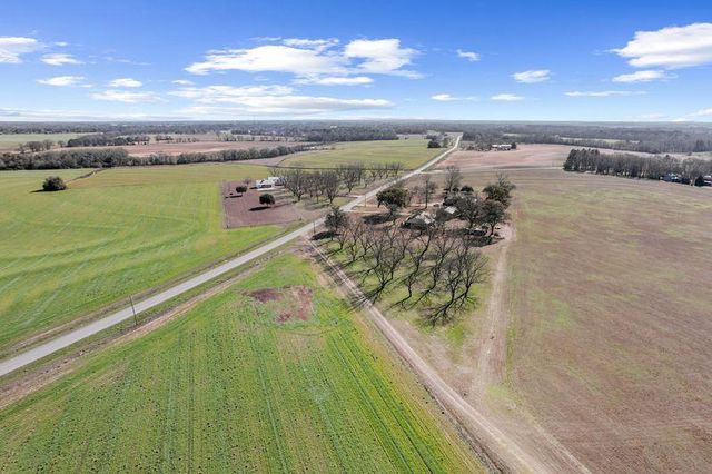 4200 S County Road 83, Headland, AL 36345