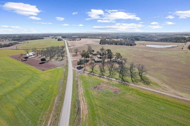 4200 S County Road 83, Headland, AL 36345